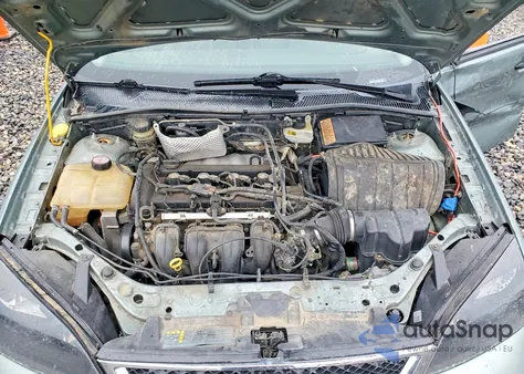 2005 Ford Focus Zx5 из США, поврежденный, VIN 3FAFP37N25R102387